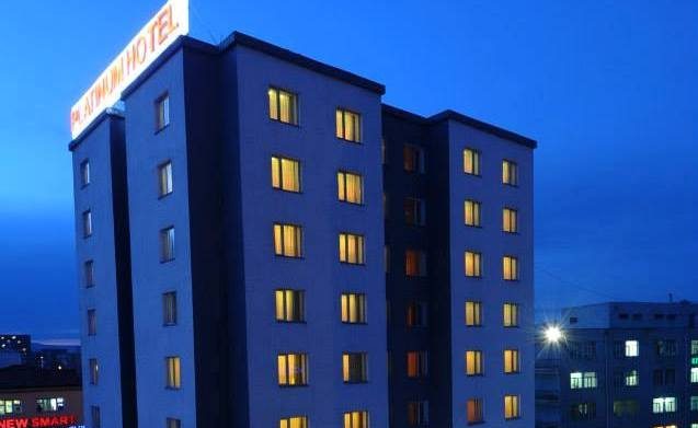 Platinum Hotel