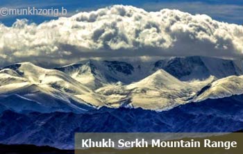 Khukh-Serkhiin-Nuruu Khukh Serkh Mountain